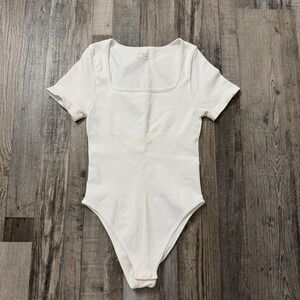 OQQ Women's Size Small White Ribbed Square Neck Short Sleeve Bodysuit